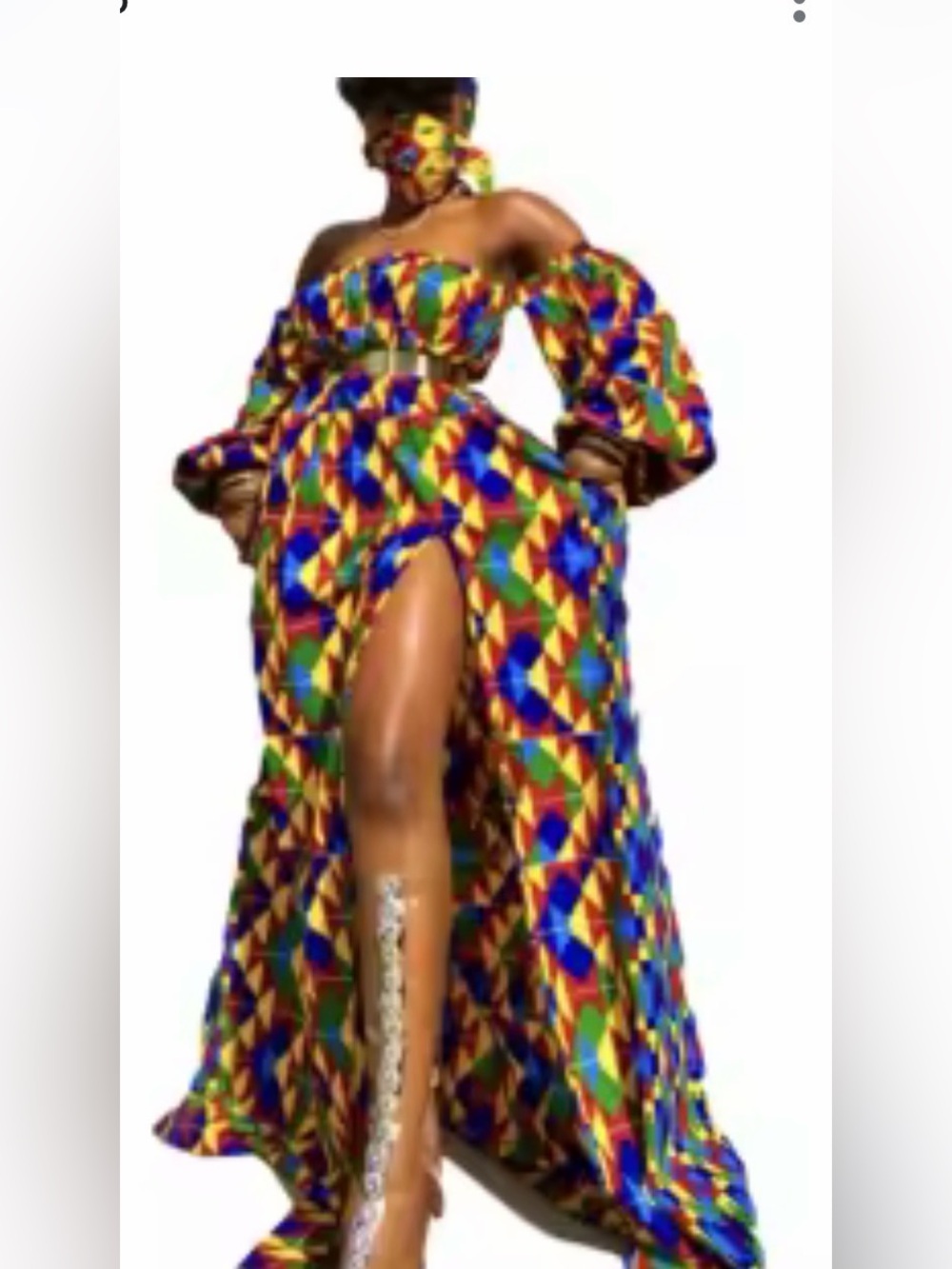 Off-Shoulder Multicolor Geometric Maxi Dress with pockets and a side slit. - Picture 5 of 8
